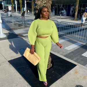 This item was worn once to a concert . This item is in great condition .